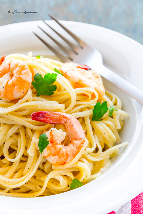 Linguine with shrimps | Flavor Quotient | This creamy creamy linguine with shrimps in lemon-wine sauce will make you a crazy pasta addict! Enjoy creamy shrimp linguine pasta with your favorite wine!