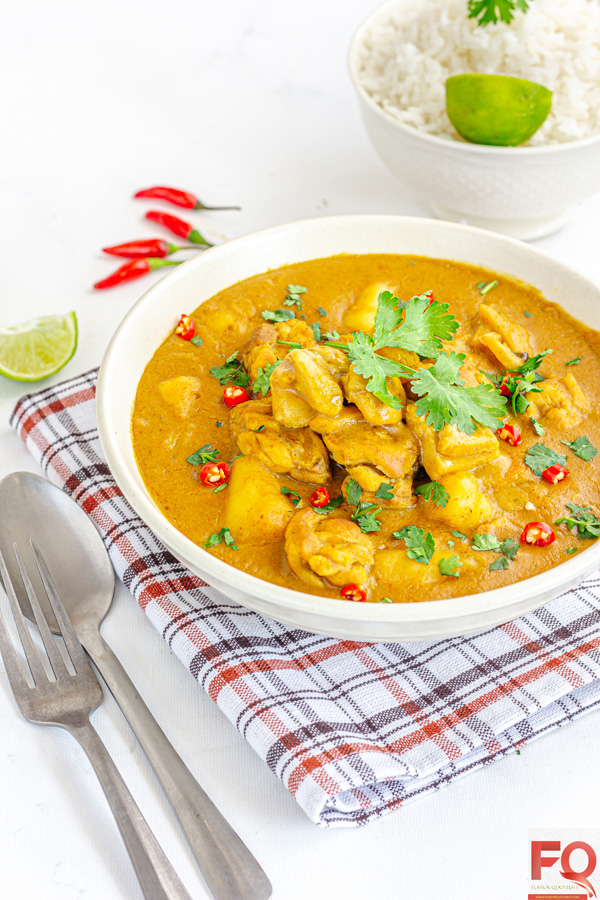 4-Thai Yellow Chicken Curry