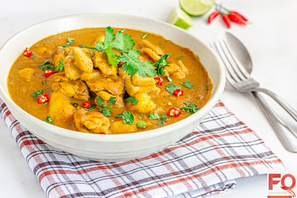 9-Thai Yellow Chicken Curry